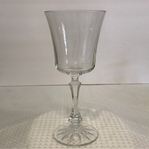 Vintage Stemmed Goblets - Set of 3 - Picture 5 of 8